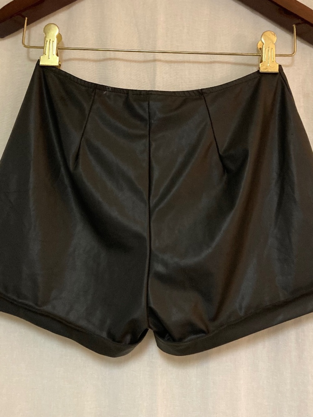 Faux Leather Hot Pants Short Shorts Black Size Small - Picture 2 of 11